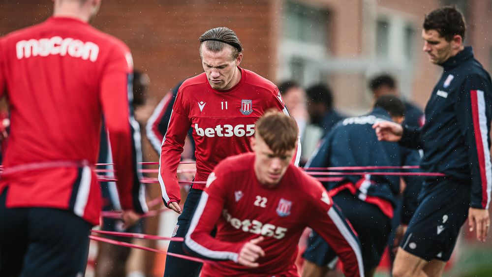 Dont Miss Boženíks First Training Session At Stoke City - ozgk9ff