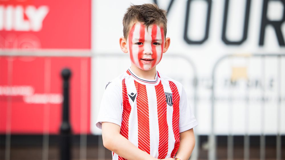 Stoke City FC Fan Gallery Final home game