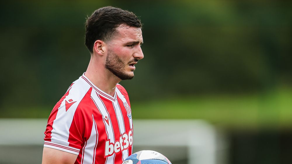 Stoke City FC Edwards rejoins New York Red Bulls